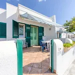 Villa Mary - Tra Comfort E Tranquillità Torre Vado